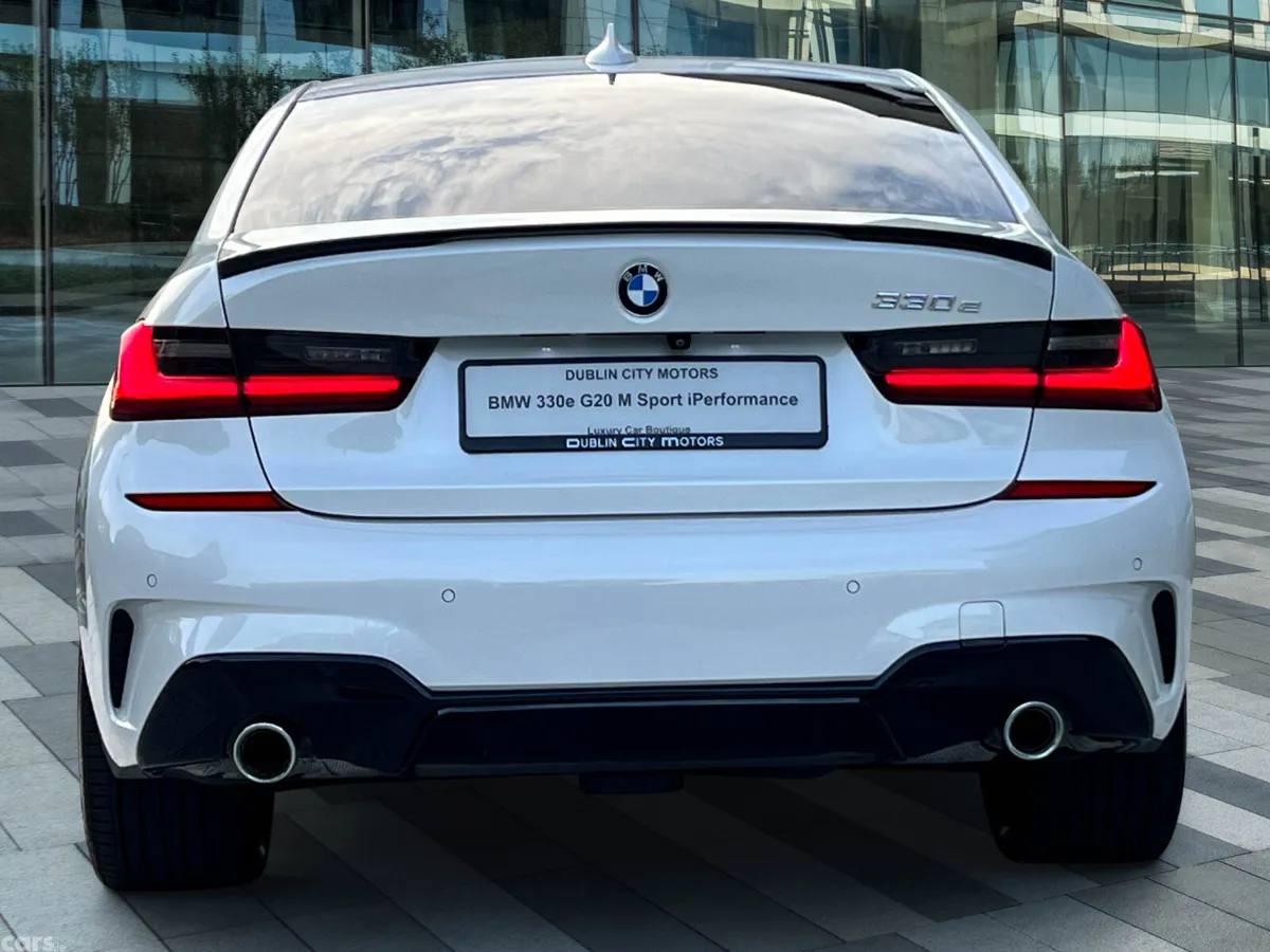 BMW 3-Series Saloon, Petrol Plug-in Hybrid, 2022, White