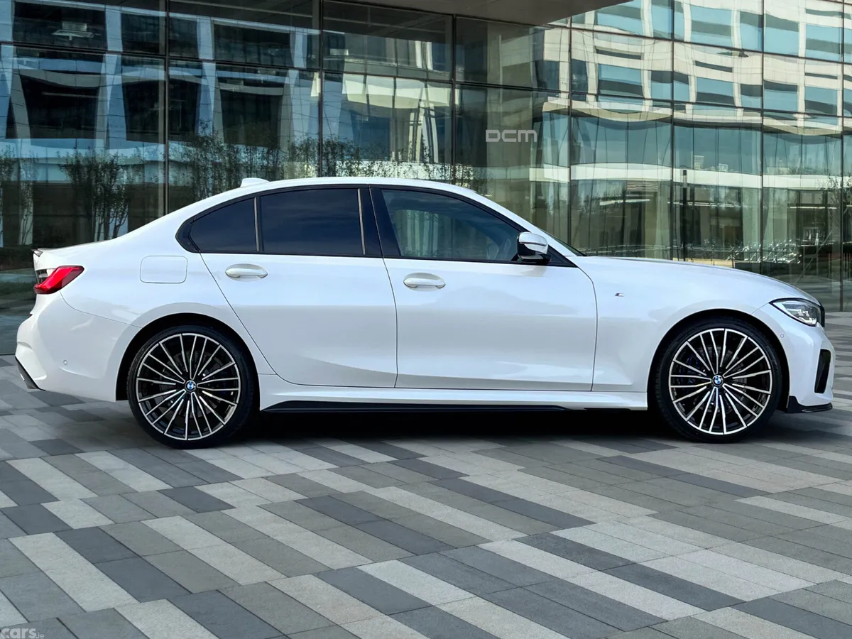 BMW 3-Series Saloon, Petrol Plug-in Hybrid, 2022, White