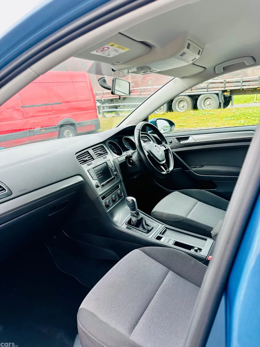 Volkswagen Golf Hatchback, Petrol, 2016, Blue