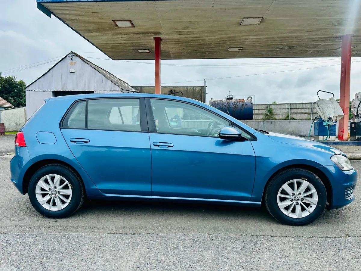 Volkswagen Golf Hatchback, Petrol, 2016, Blue