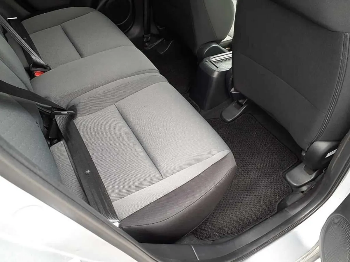 Honda Fit Hatchback, Petrol Hybrid, 2023, Silver