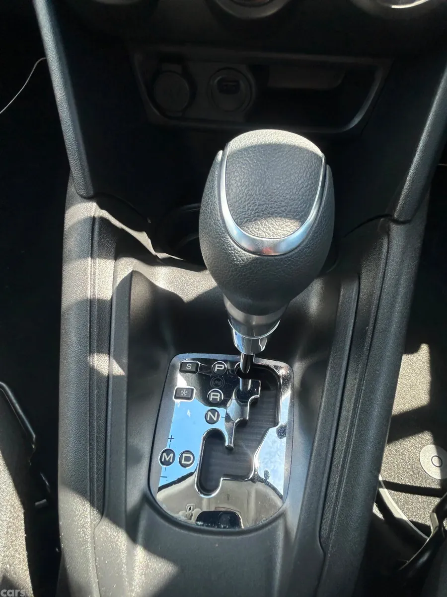 Peugeot 208 Hatchback, Petrol, 2017, Black