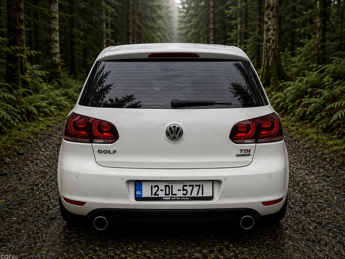 Volkswagen Golf Hatchback, Diesel, 2012, White