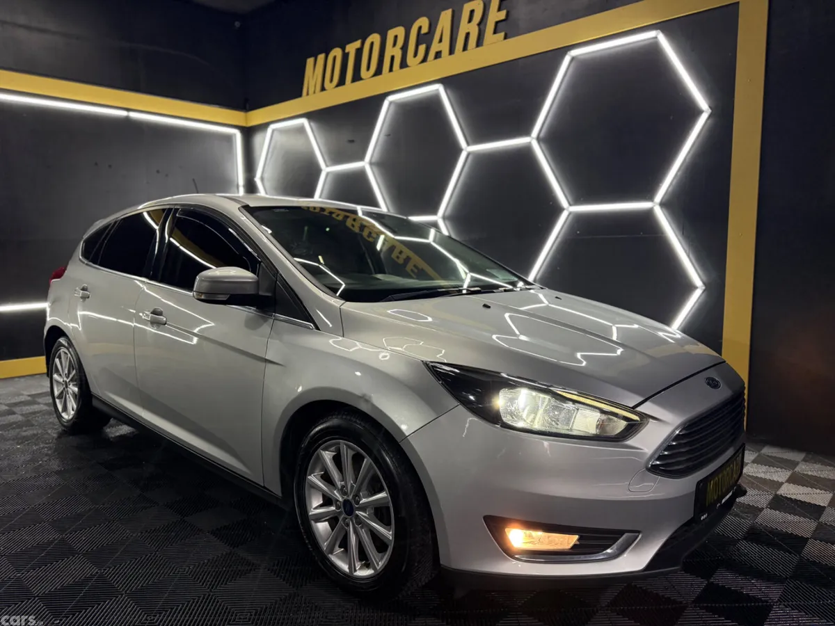 Ford Focus Hatchback, Diesel, 2017, Silver