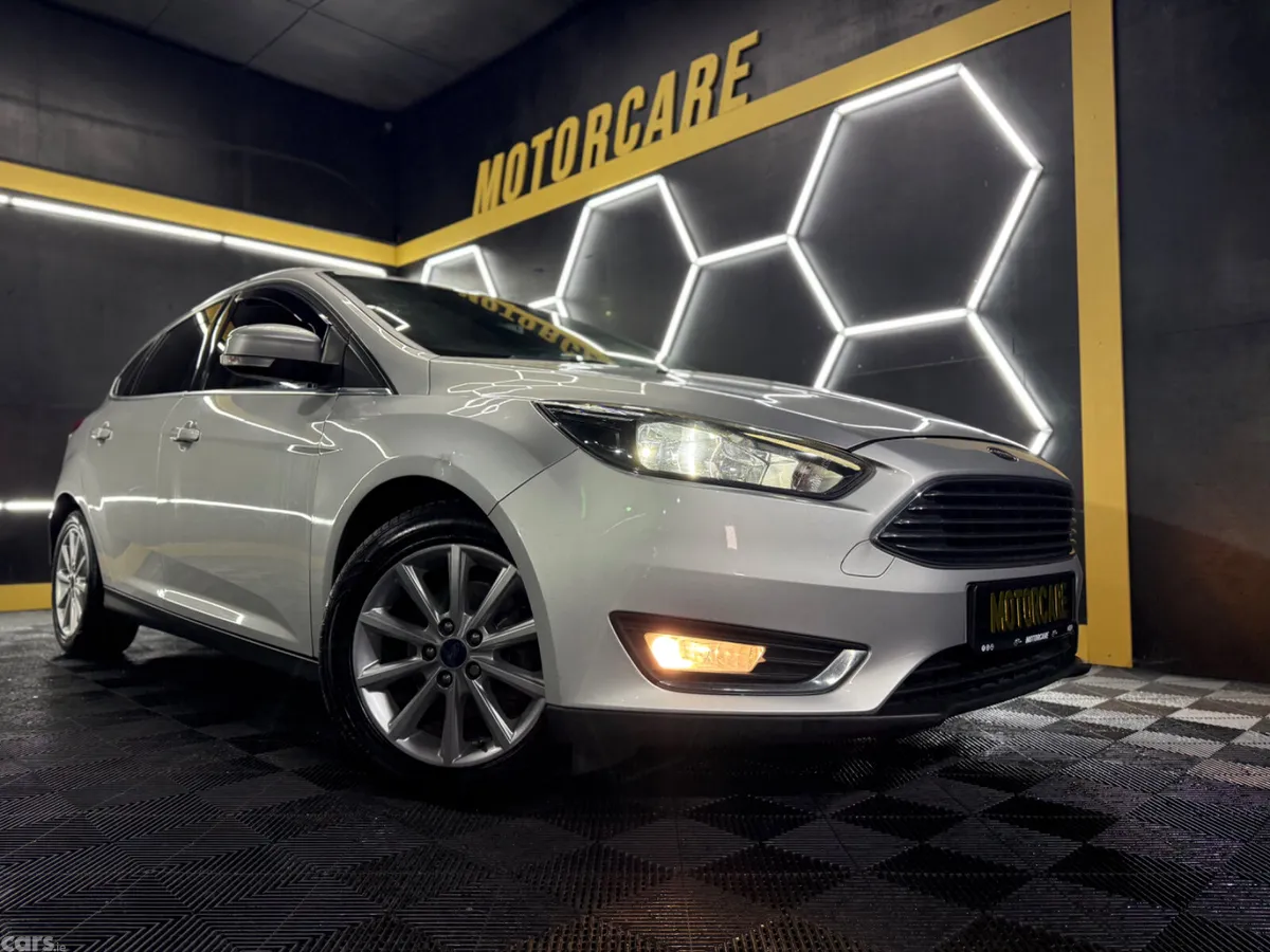 Ford Focus Hatchback, Diesel, 2017, Silver