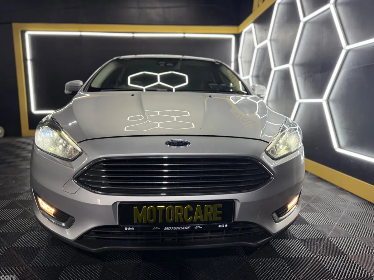 Ford Focus Hatchback, Diesel, 2017, Silver