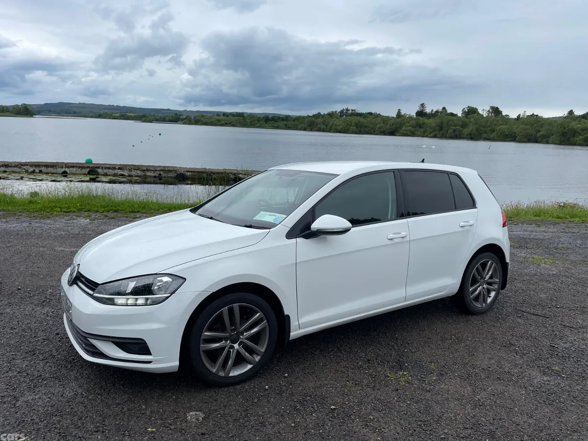 Volkswagen Golf Estate, Diesel, 2018, White