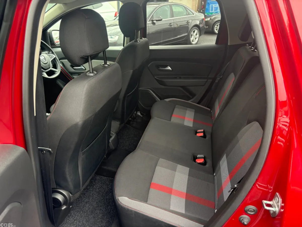 Dacia Duster SUV, Diesel, 2020, Red