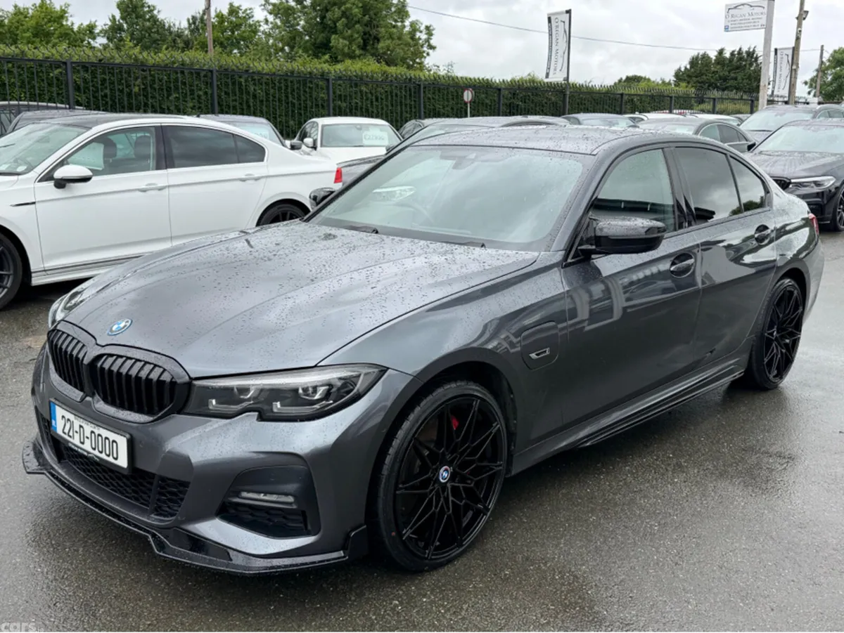 BMW 3-Series Saloon, Petrol Plug-in Hybrid, 2022, Grey