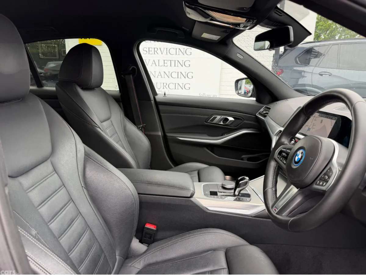 BMW 3-Series Saloon, Petrol Plug-in Hybrid, 2022, Grey