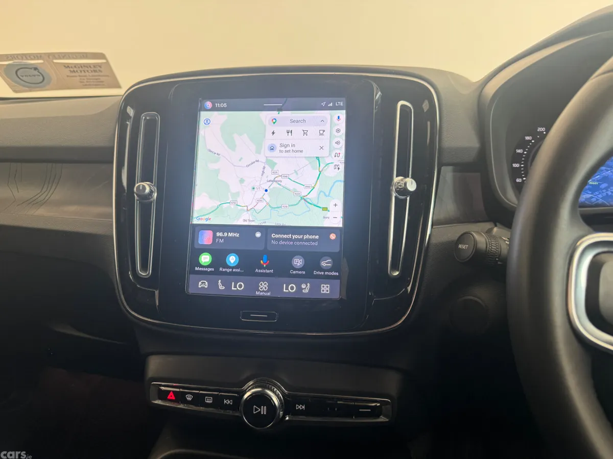 Volvo XC40 Estate/Jeep, Electric, 2023, Grey