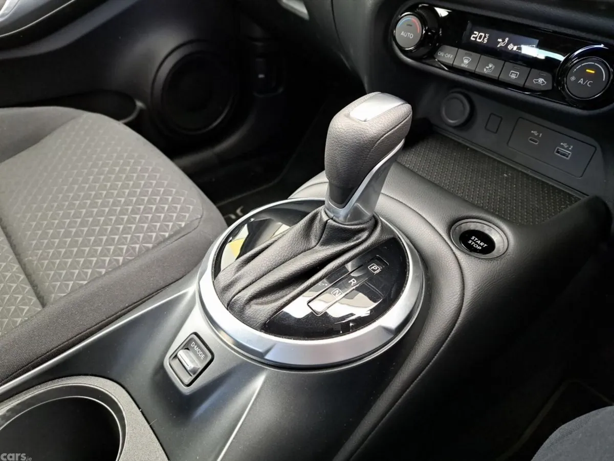 Nissan Juke SUV, Petrol Hybrid, 2026, White