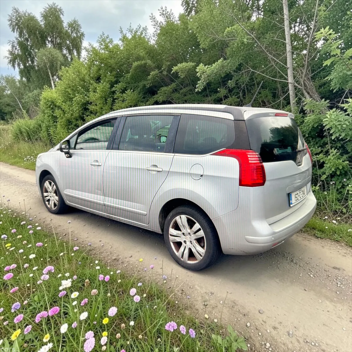 Peugeot 5008 MPV, Diesel, 2015, Grey