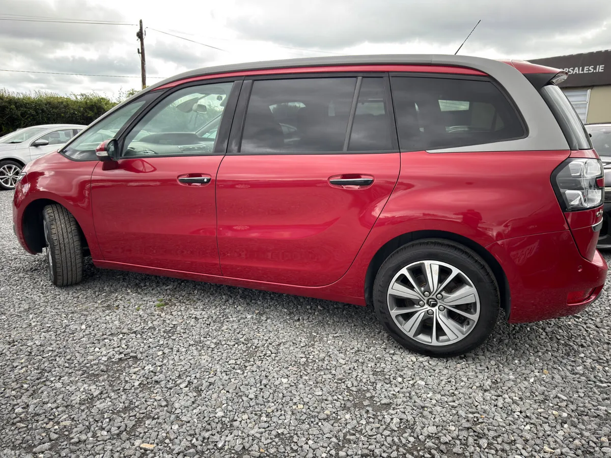 Citroen Grand C4 Picasso MPV, Petrol, 2017, Red
