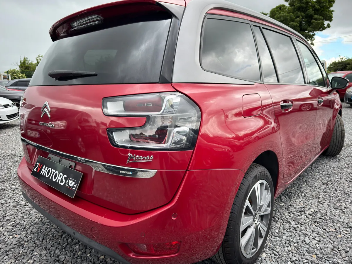 Citroen Grand C4 Picasso MPV, Petrol, 2017, Red