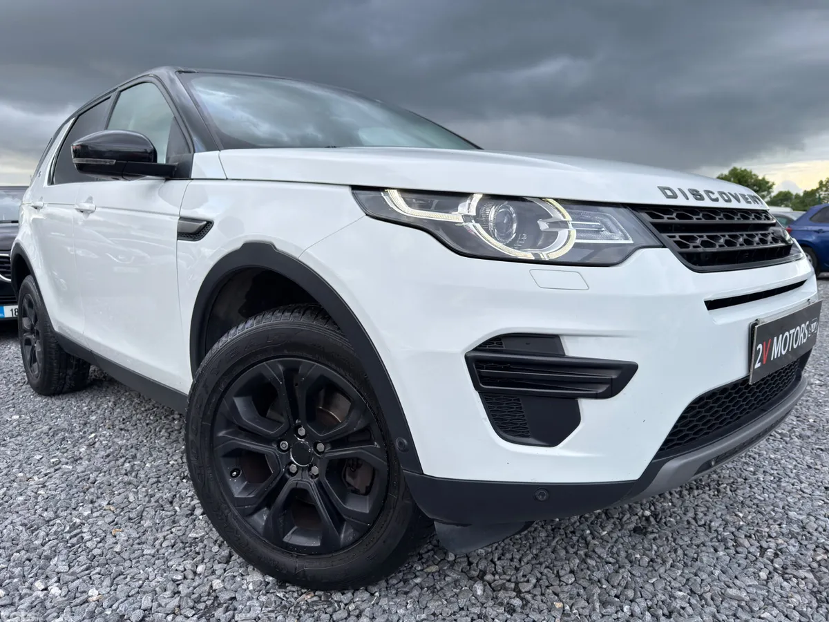 Land Rover Discovery Sport SUV, Diesel, 2015, White