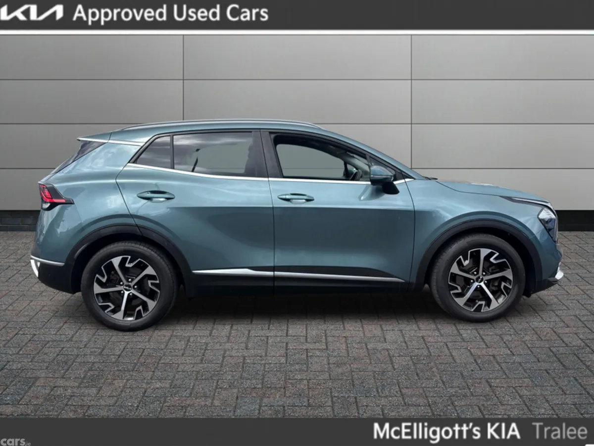 Kia Sportage MPV, Diesel Hybrid, 2023, Grey