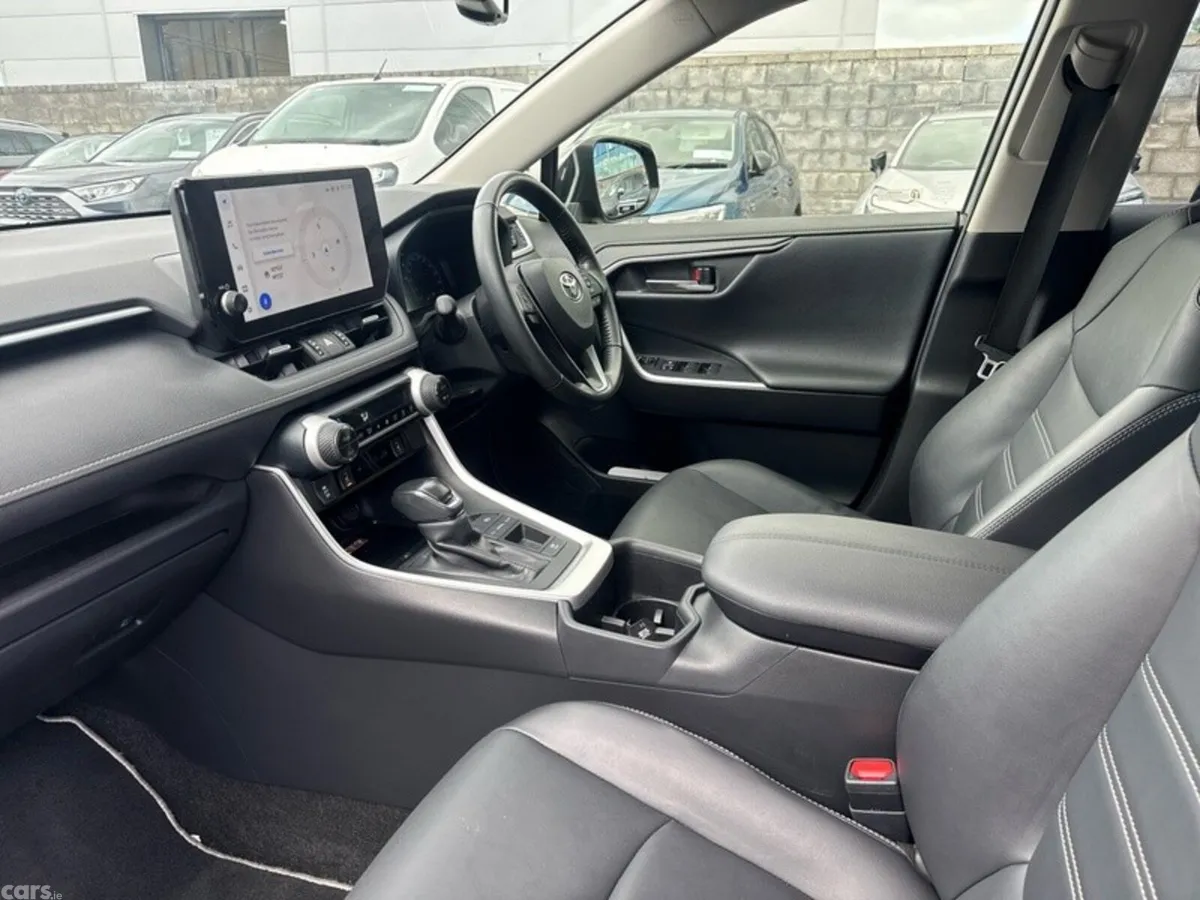 Toyota RAV4 SUV, Petrol Hybrid, 2024, Grey