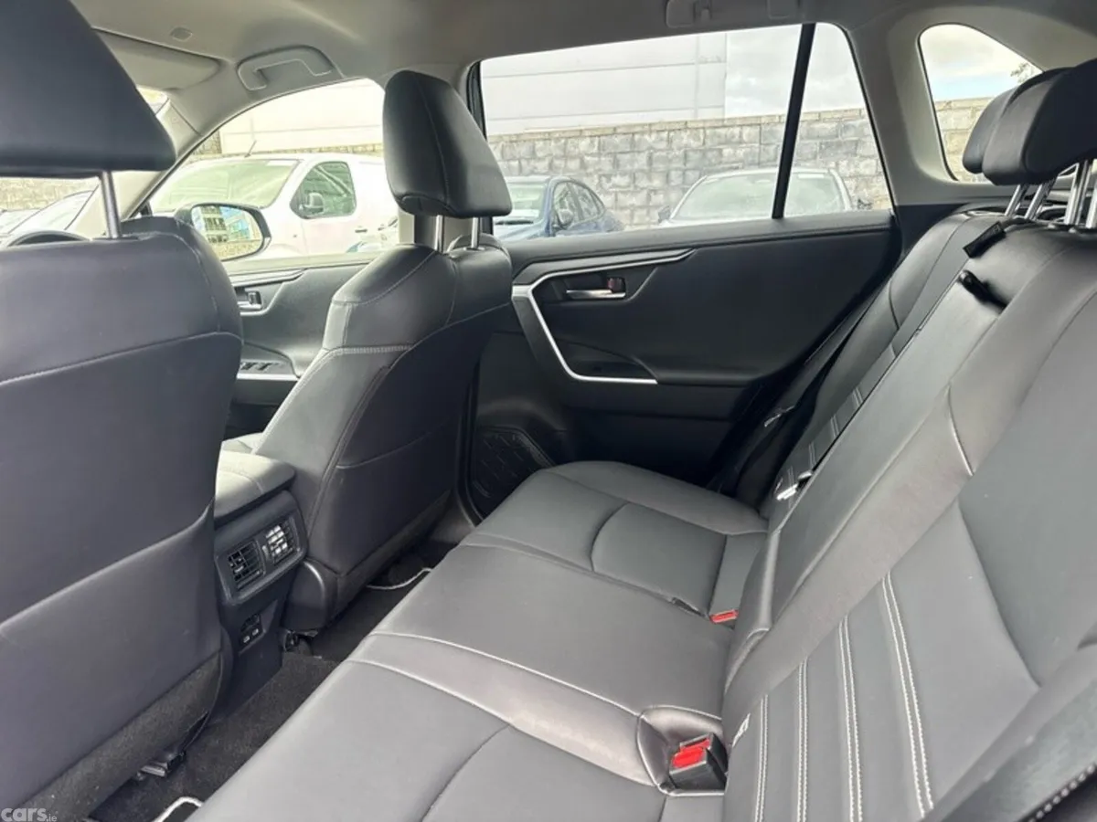 Toyota RAV4 SUV, Petrol Hybrid, 2024, Grey