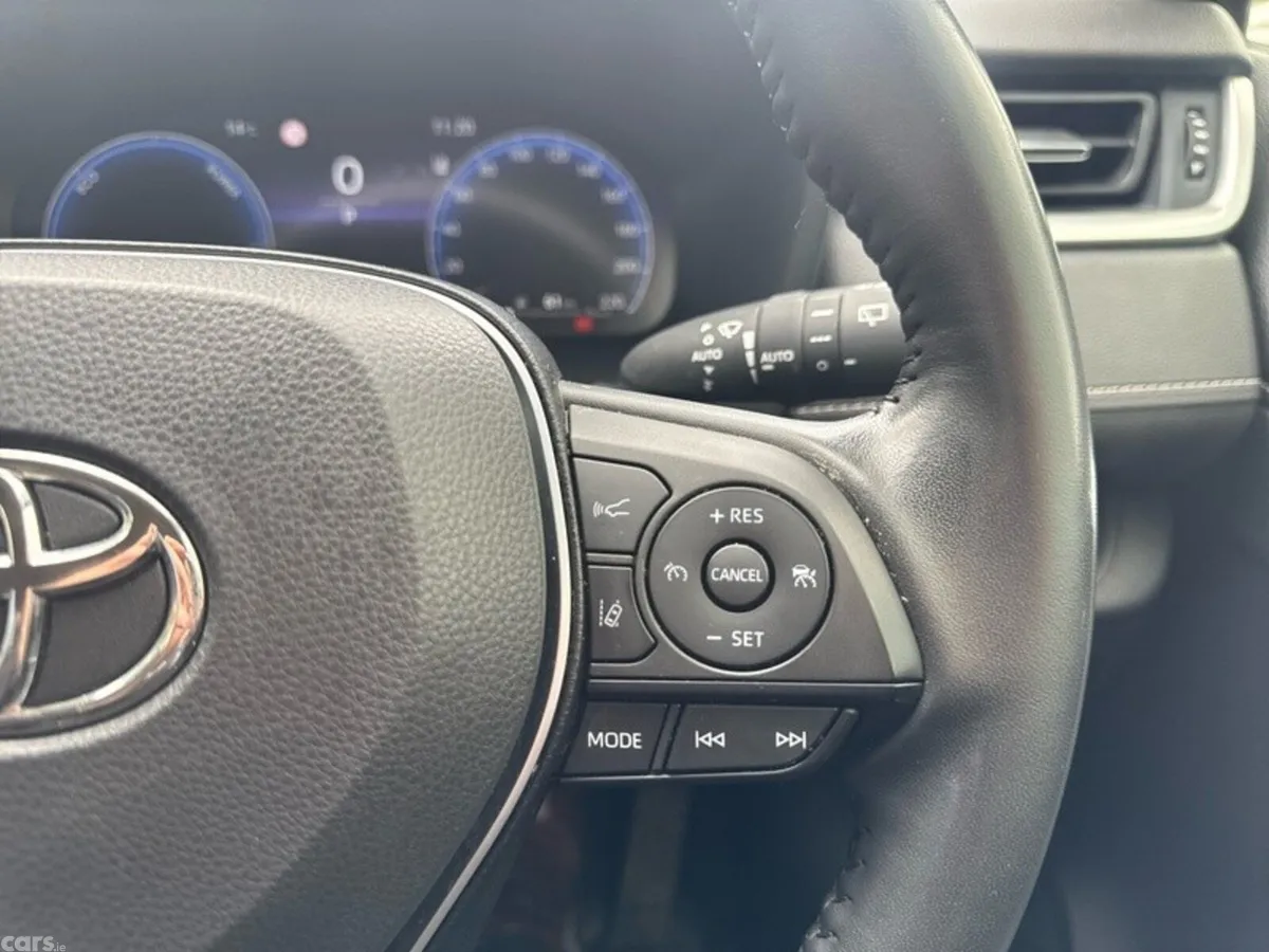 Toyota RAV4 SUV, Petrol Hybrid, 2024, Grey