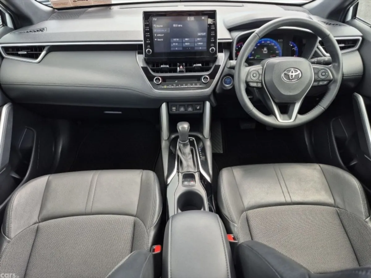 Toyota Corolla Cross SUV, Petrol Hybrid, 2023, White