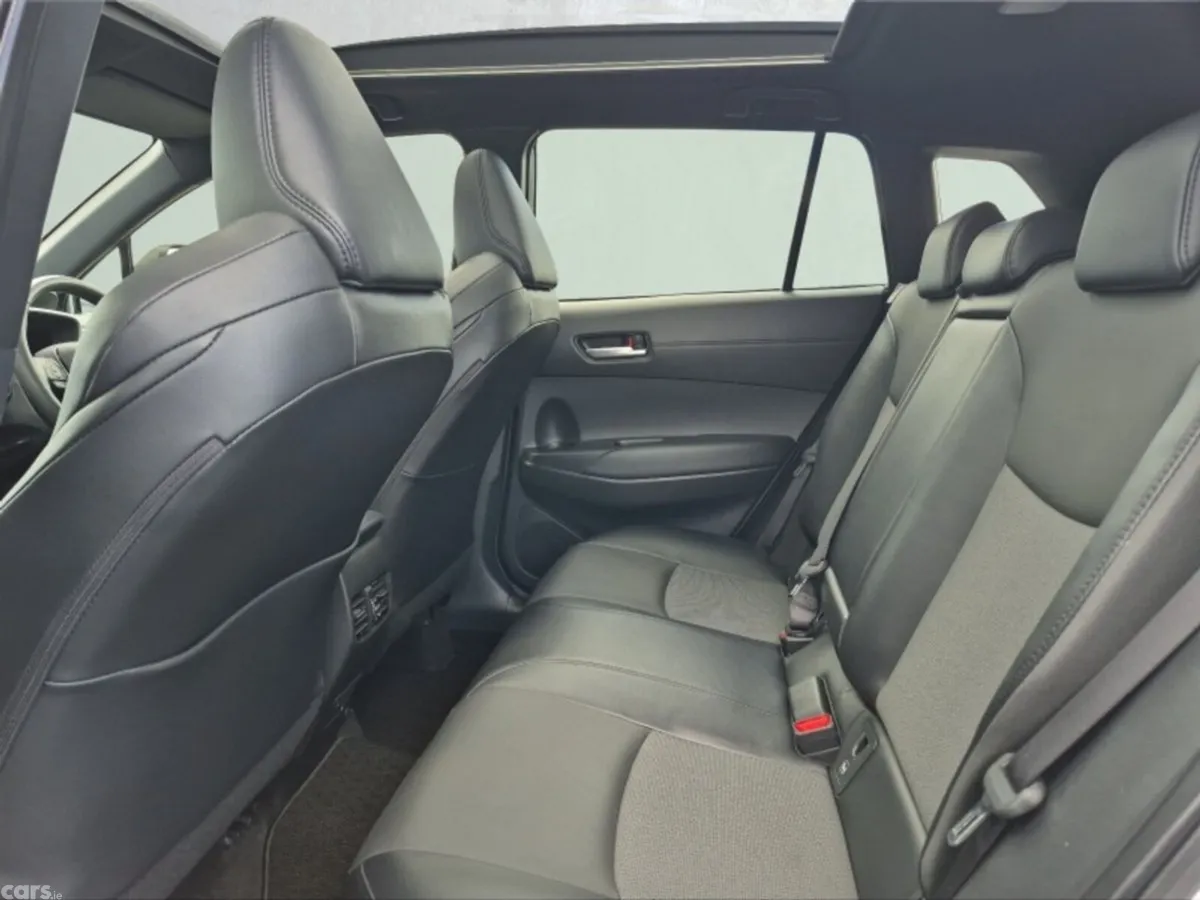 Toyota Corolla Cross SUV, Petrol Hybrid, 2023, White