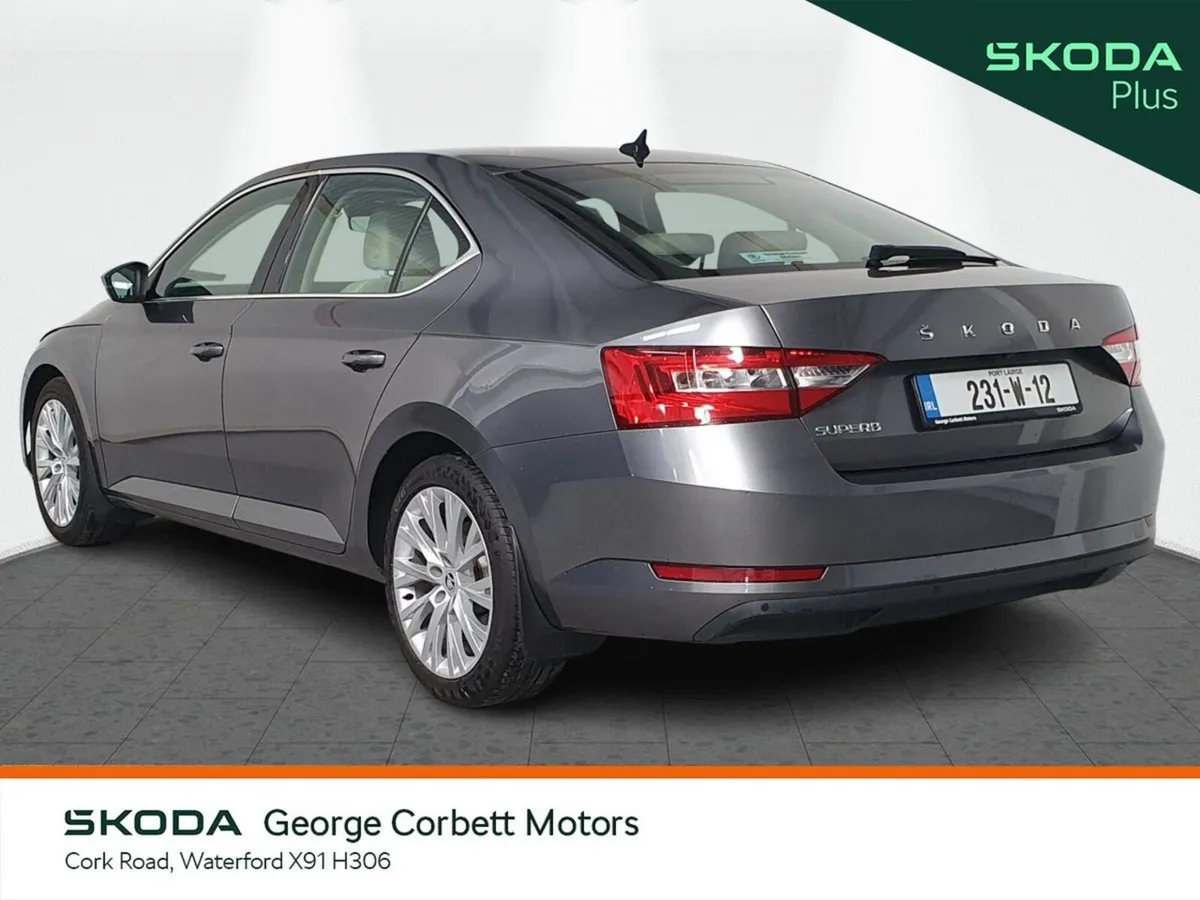 Skoda Superb Saloon, Diesel, 2023, Grey