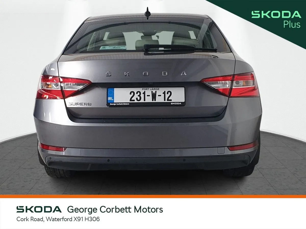 Skoda Superb Saloon, Diesel, 2023, Grey