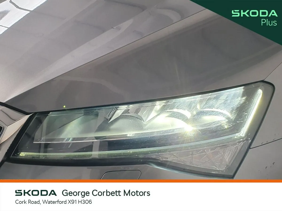 Skoda Superb Saloon, Diesel, 2023, Grey