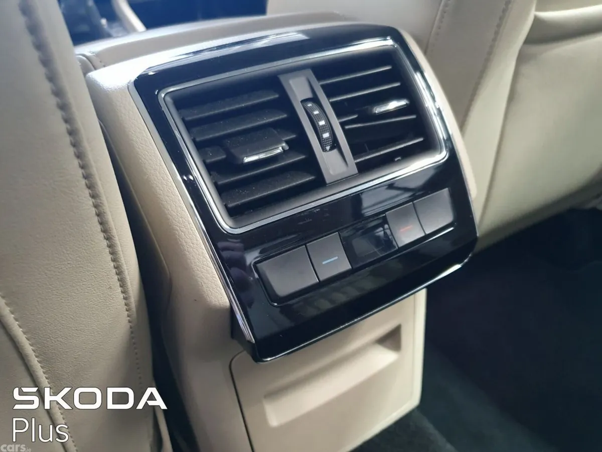 Skoda Superb Saloon, Diesel, 2023, Grey