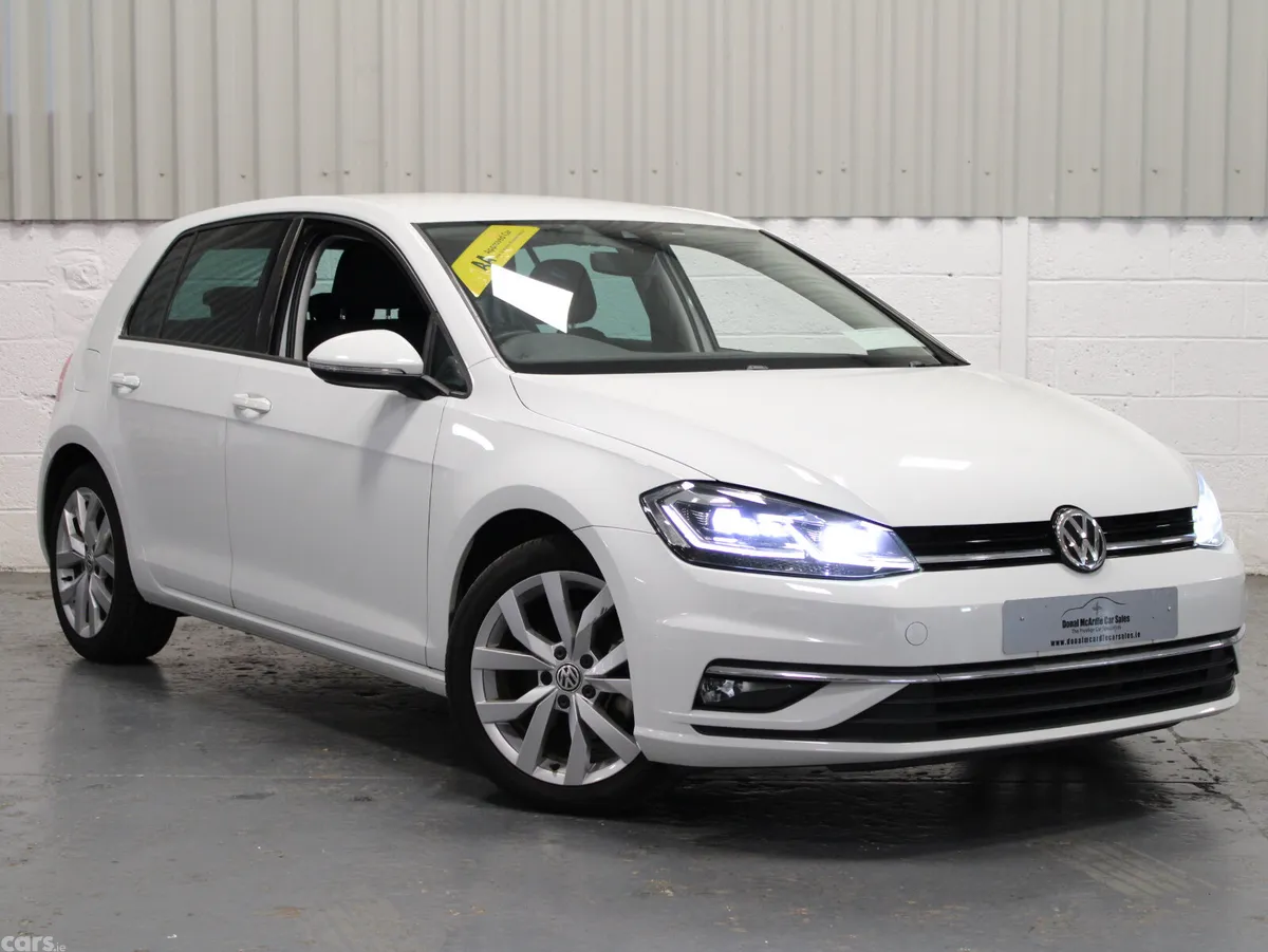 Volkswagen Golf Hatchback, Petrol, 2018, White