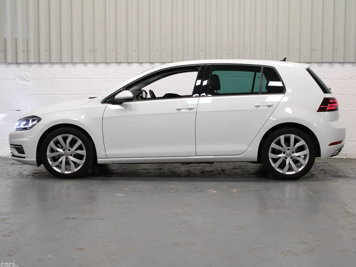 Volkswagen Golf Hatchback, Petrol, 2018, White