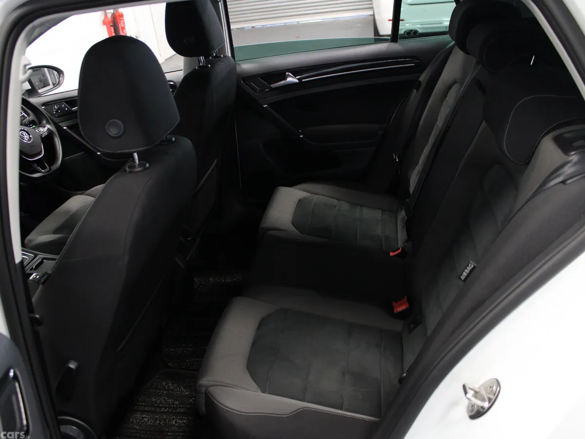 Volkswagen Golf Hatchback, Petrol, 2018, White