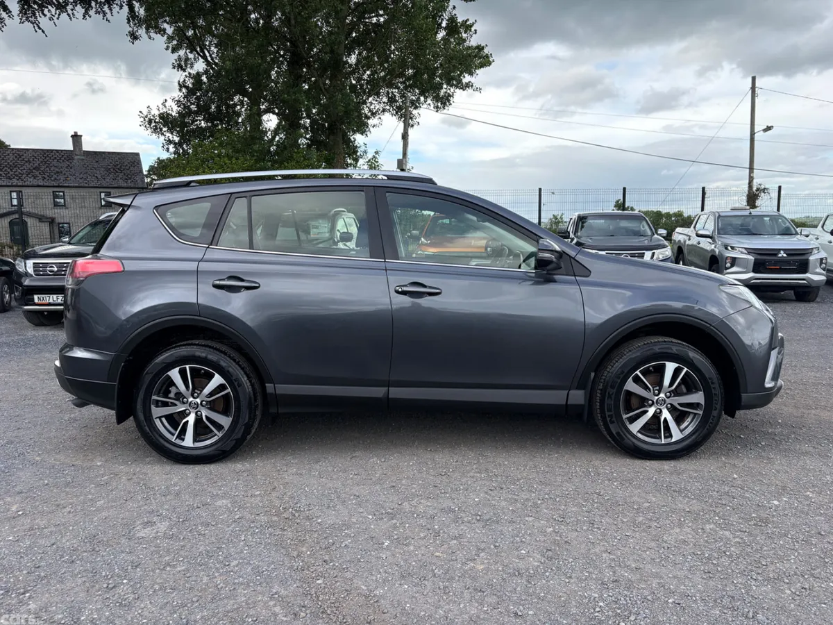 Toyota RAV4 SUV, Diesel, 2016, Grey