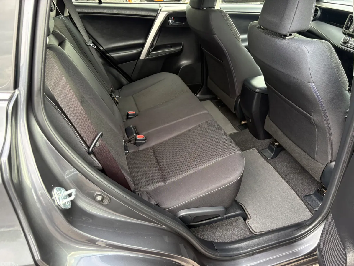 Toyota RAV4 SUV, Diesel, 2016, Grey