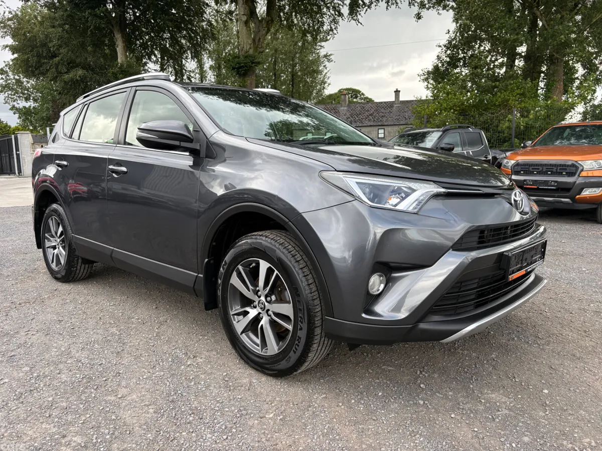 Toyota RAV4 SUV, Diesel, 2016, Grey