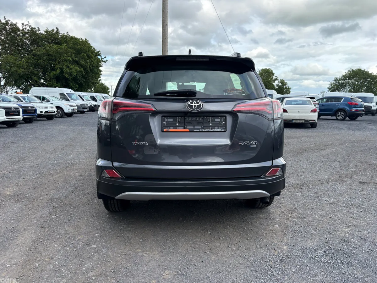 Toyota RAV4 SUV, Diesel, 2016, Grey