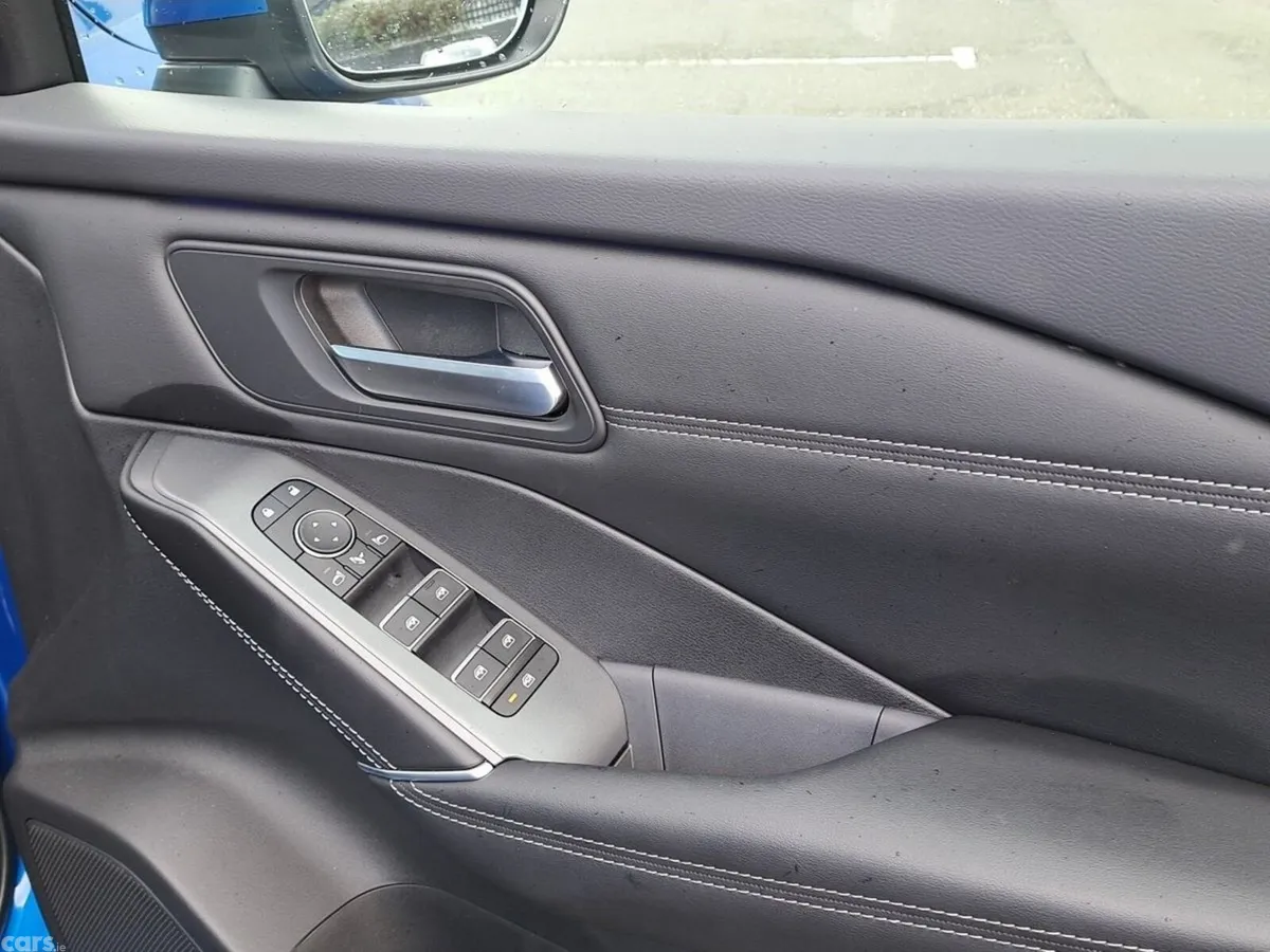 Nissan Qashqai SUV, Petrol Hybrid, 2026, Blue