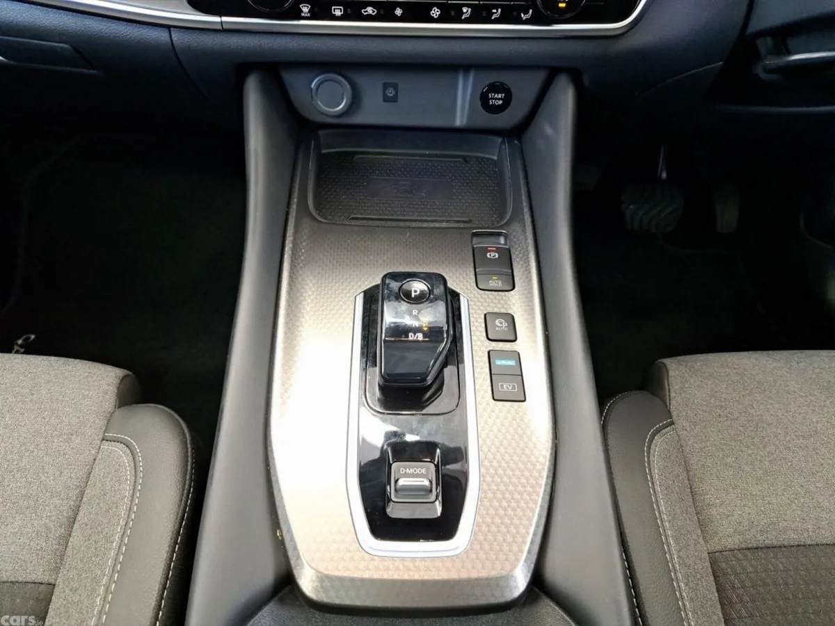 Nissan Qashqai SUV, Petrol Hybrid, 2026, Blue