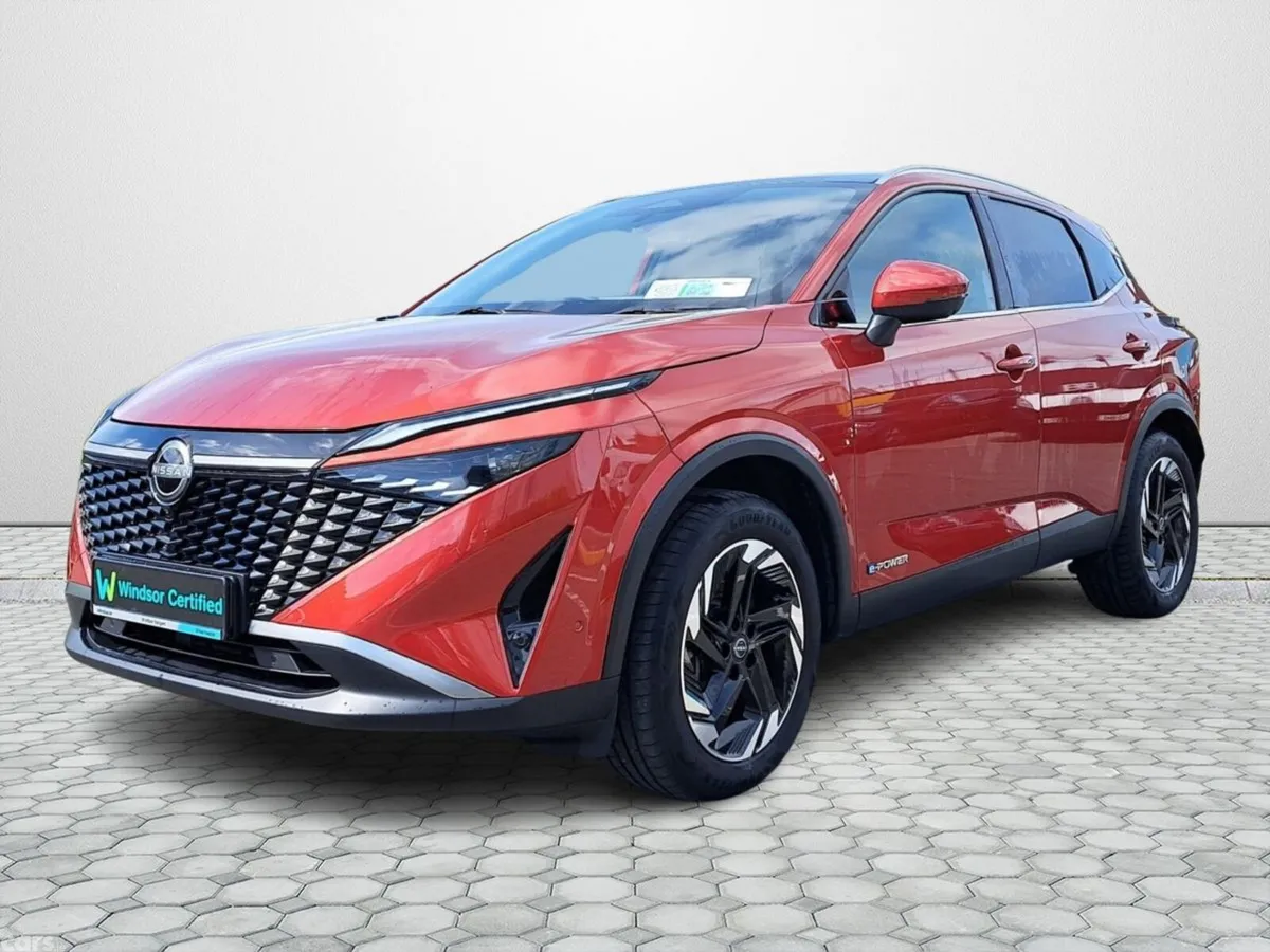 Nissan Qashqai SUV, Petrol Hybrid, 2026, Red