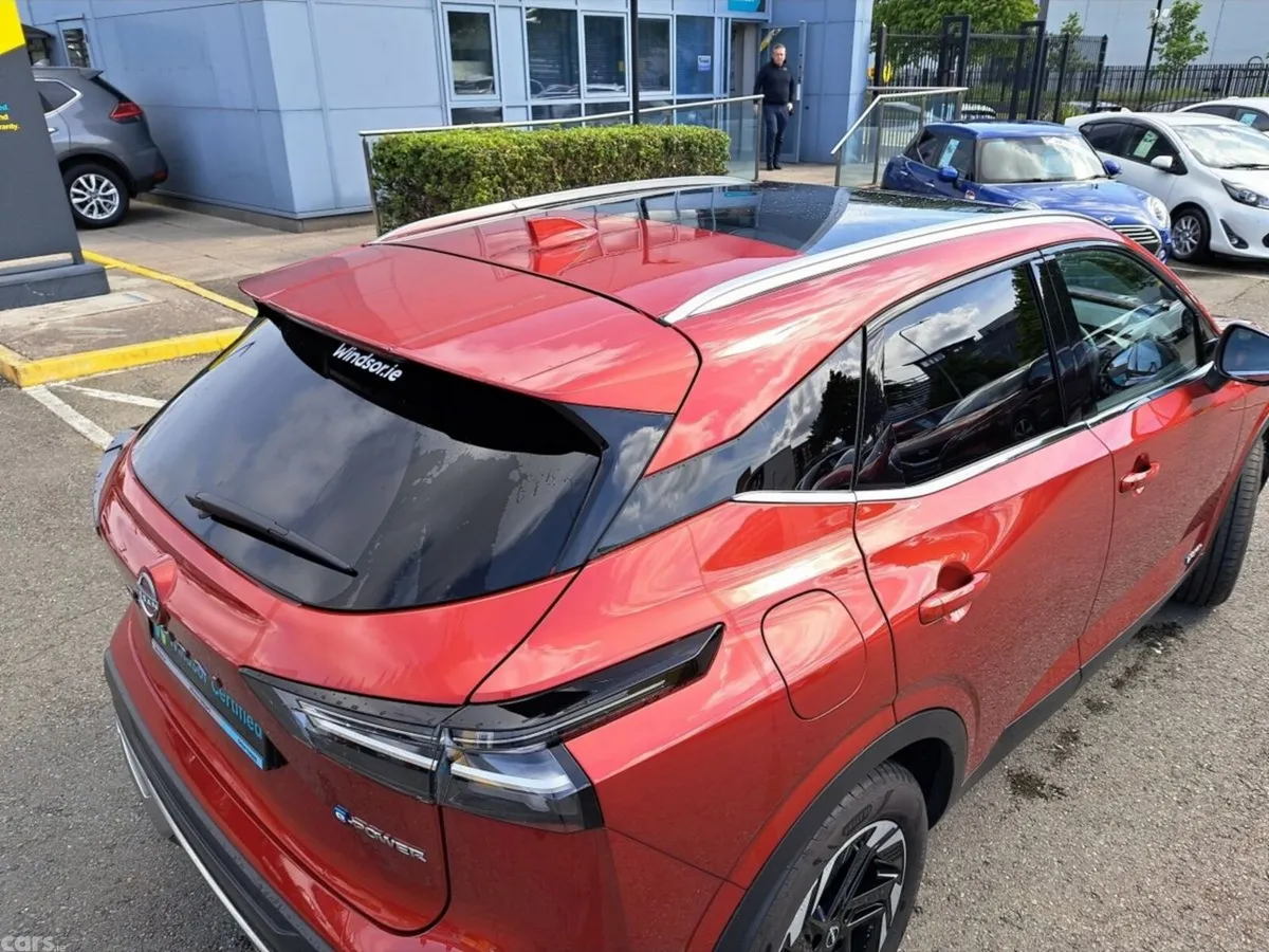 Nissan Qashqai SUV, Petrol Hybrid, 2026, Red