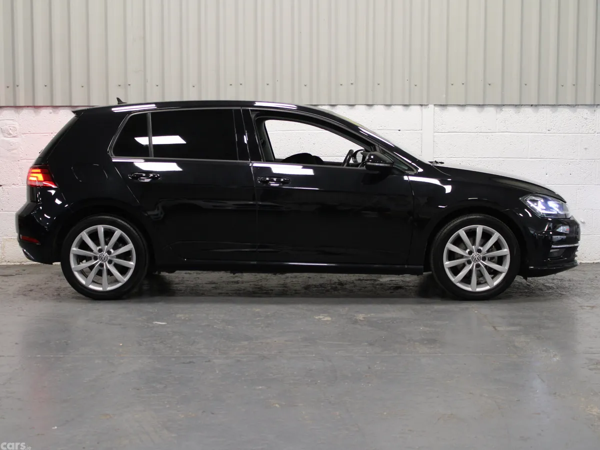 Volkswagen Golf Hatchback, Petrol, 2019, Black