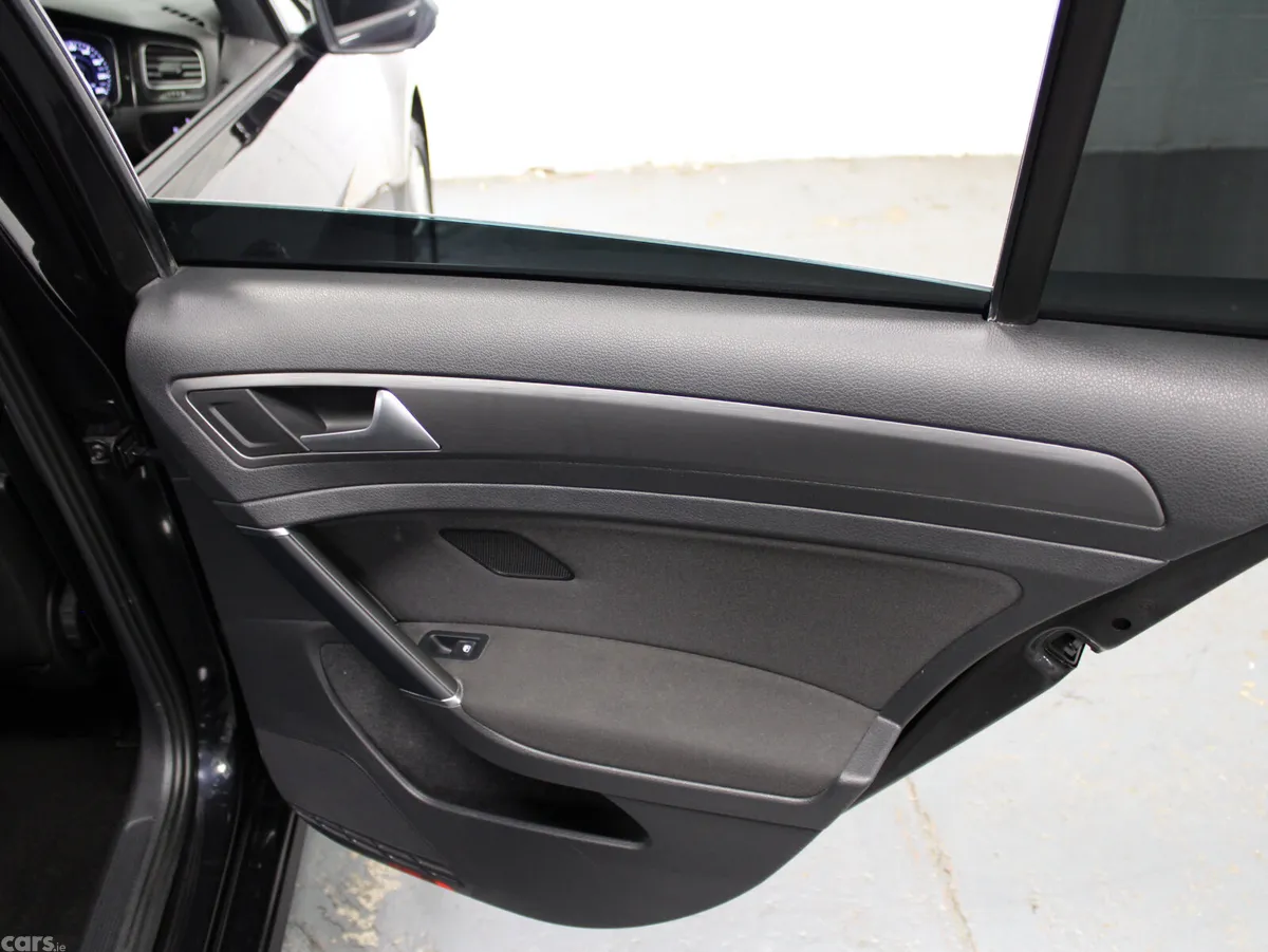 Volkswagen Golf Hatchback, Petrol, 2019, Black