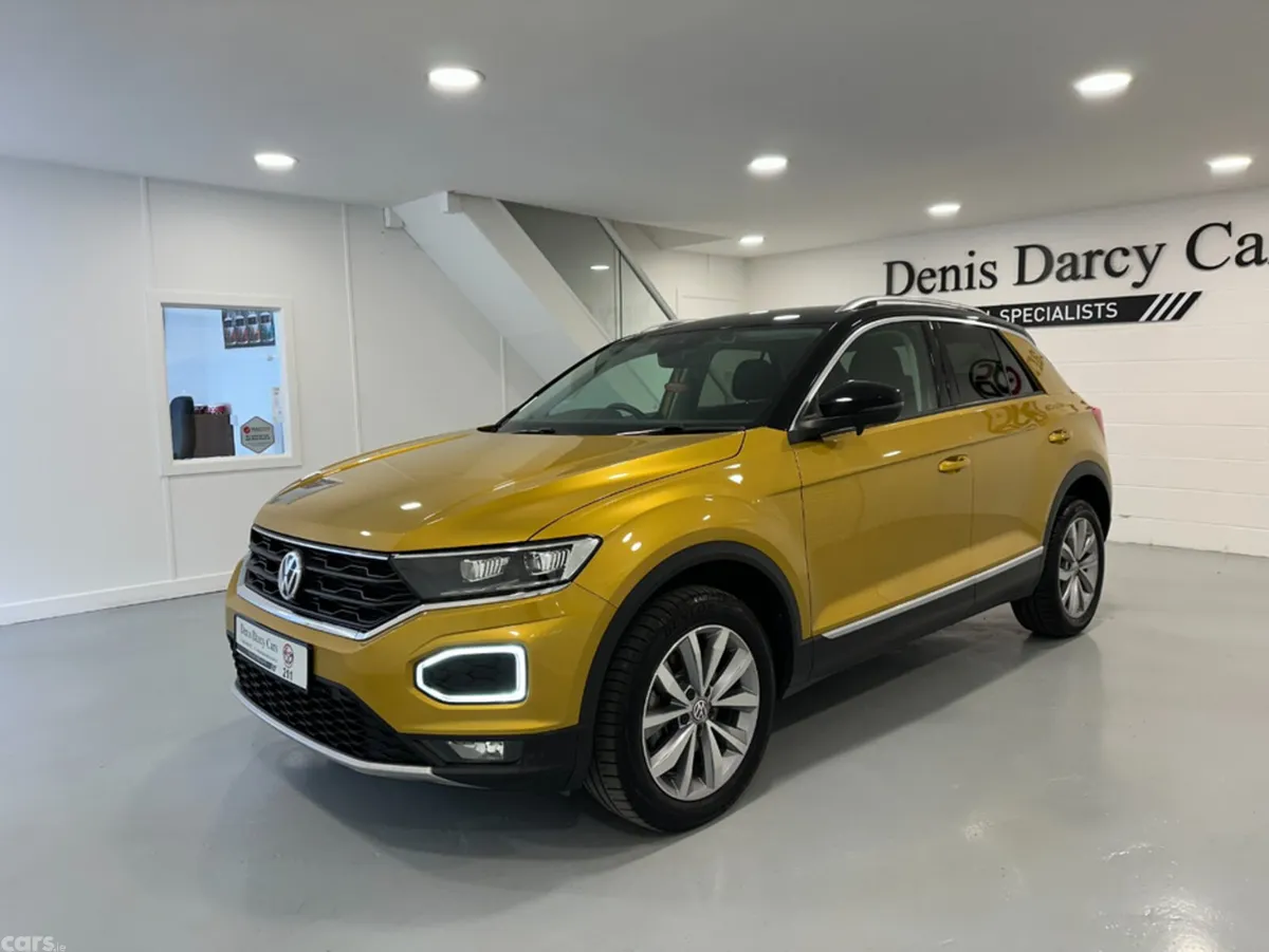 Volkswagen T-Roc SUV, Diesel, 2021, Gold