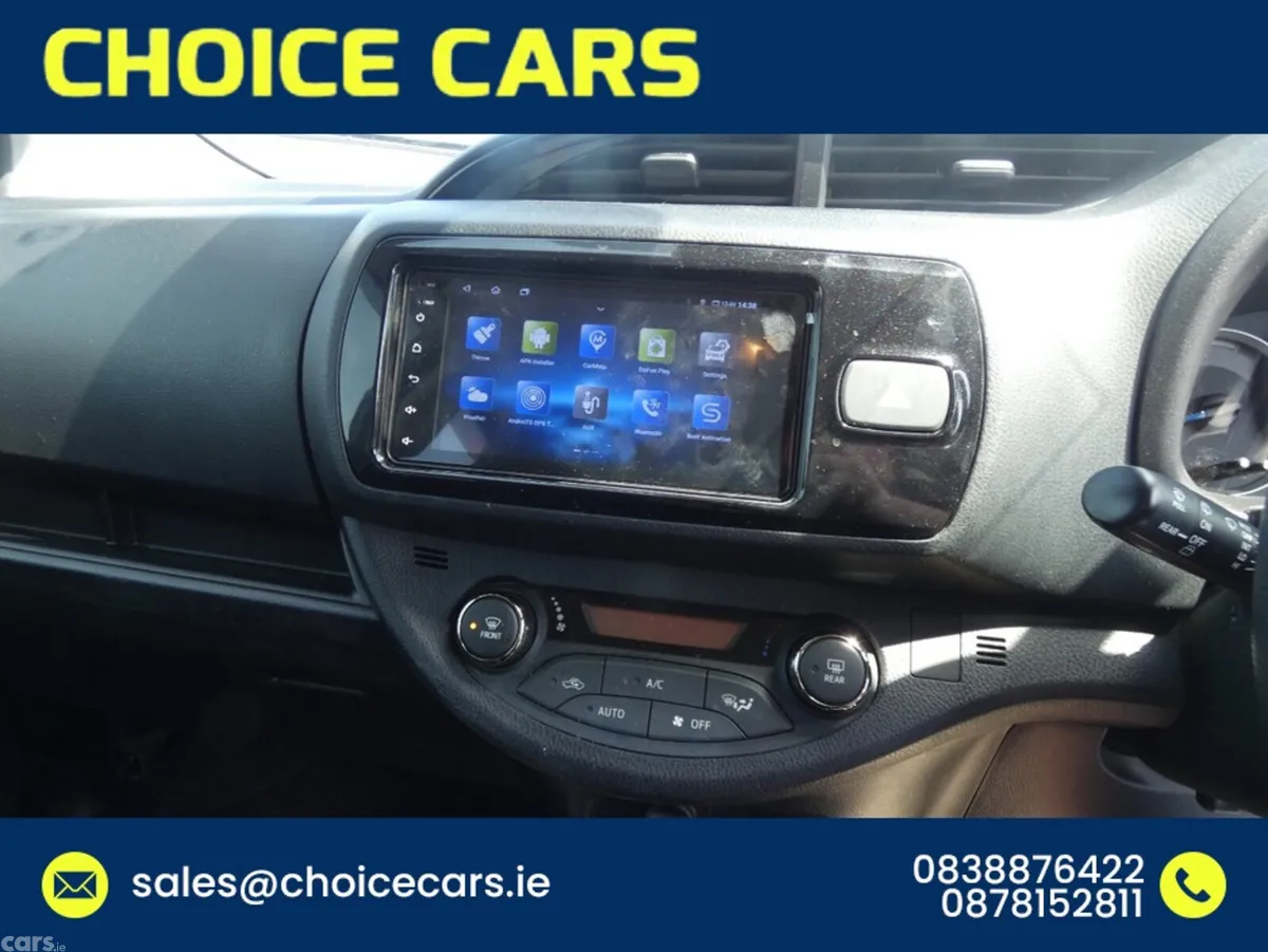 Toyota Yaris Hatchback, Petrol Hybrid, 2017, Blue