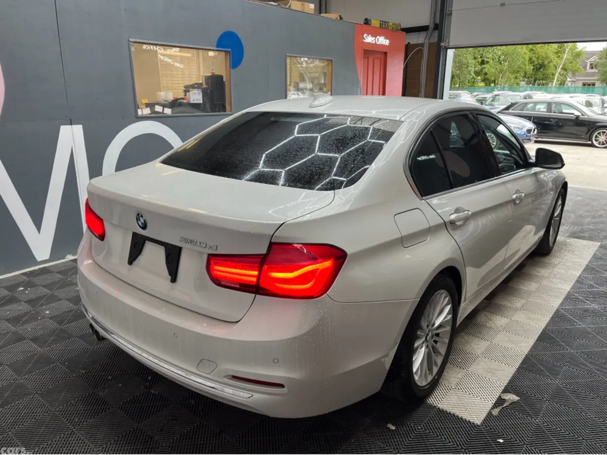 BMW 3-Series Hatchback, Diesel, 2018, White