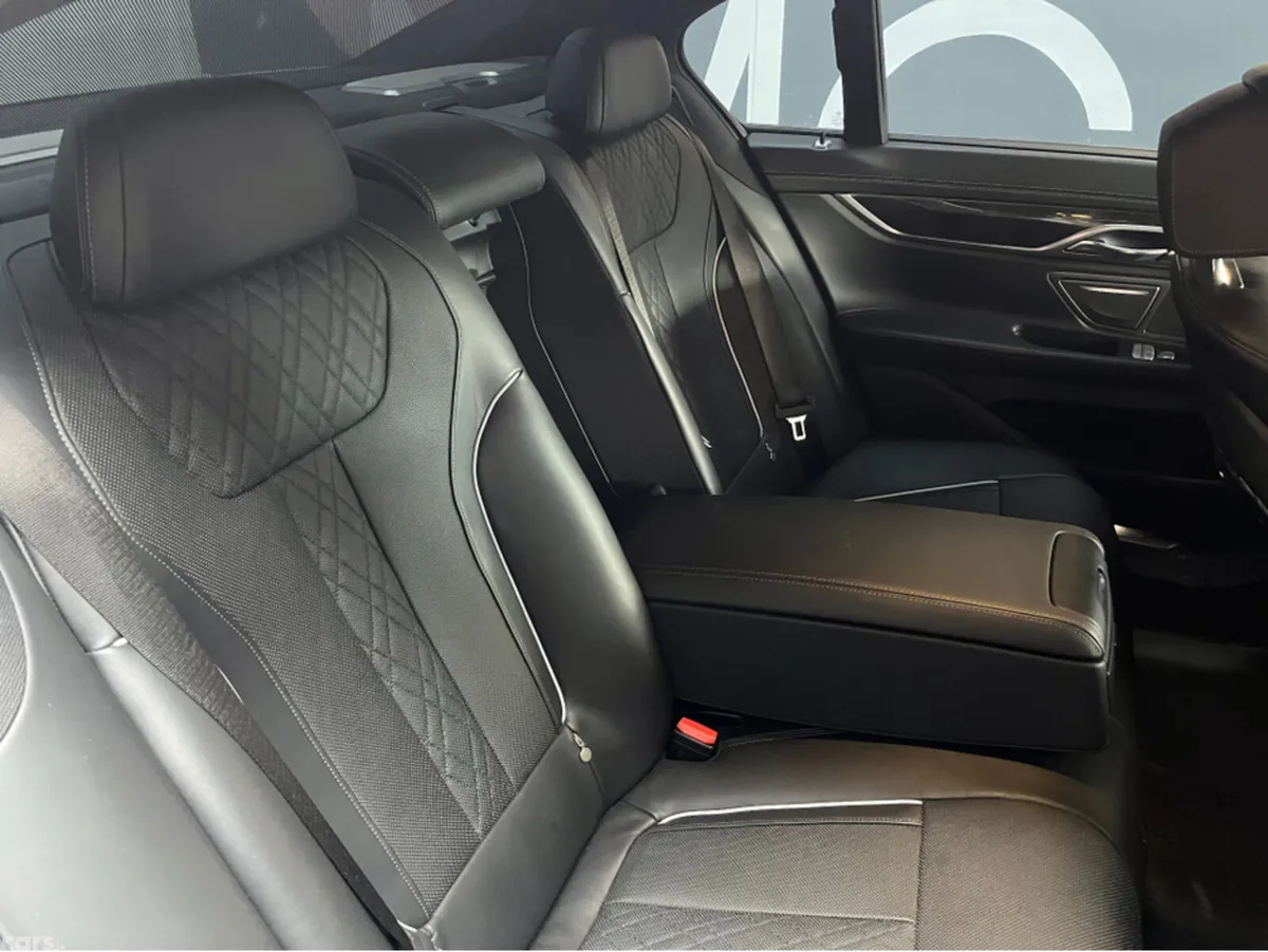 BMW 7-Series Saloon, Petrol Plug-in Hybrid, 2016, White