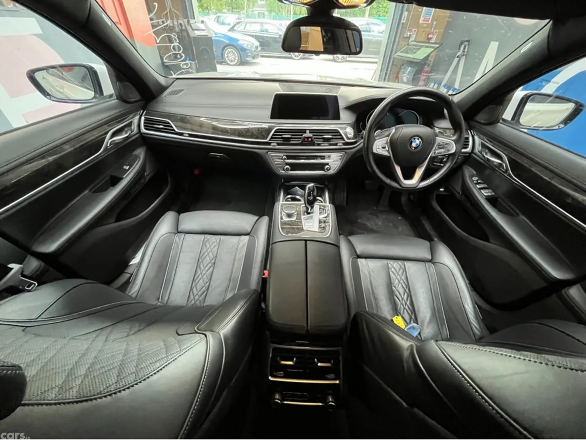 BMW 7-Series Saloon, Petrol Plug-in Hybrid, 2016, White