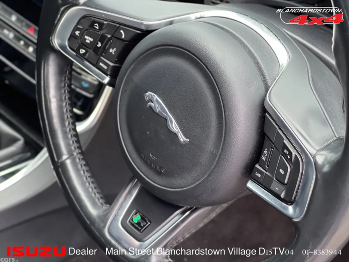 Jaguar XE Saloon, Diesel, 2017, Blue