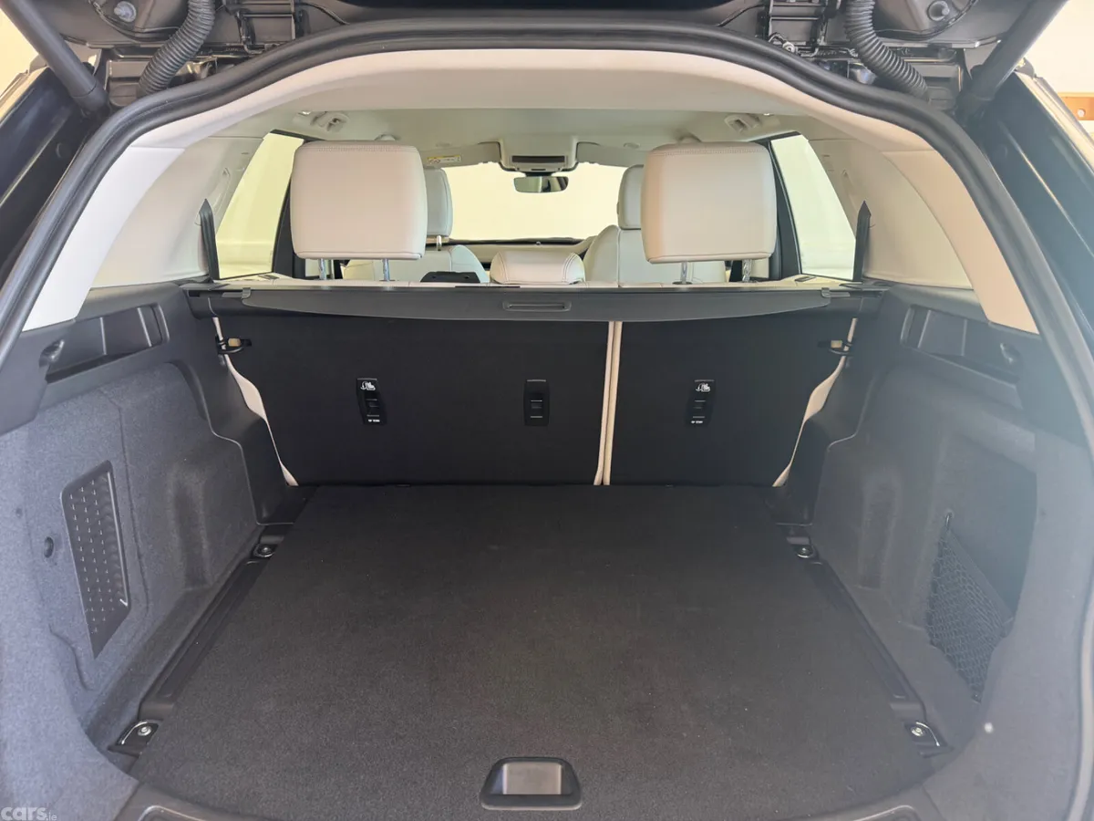 Land Rover Discovery Sport SUV, Petrol Plug-in Hybrid, 2025, Black
